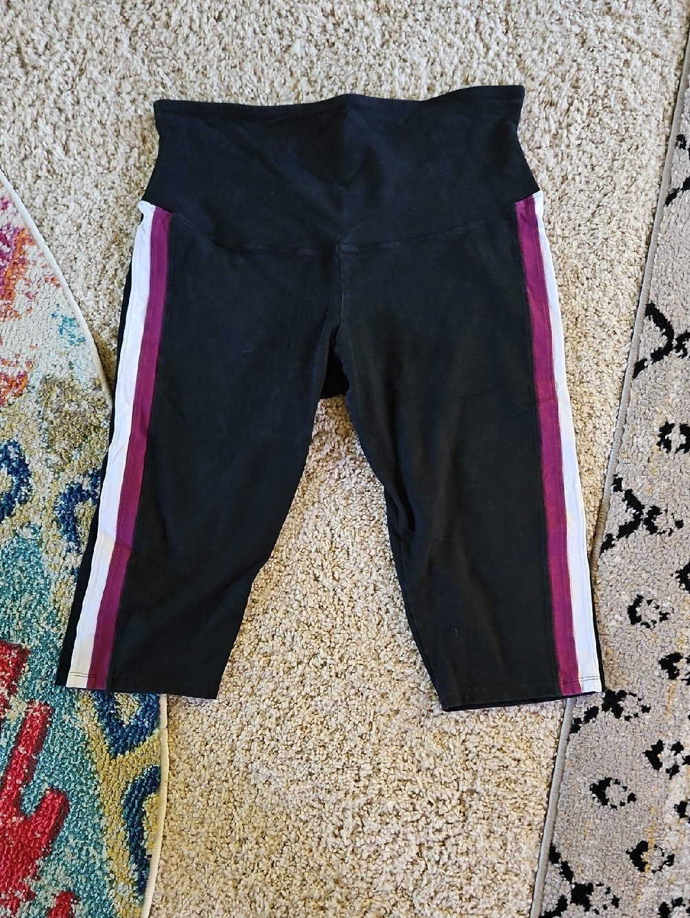 YimmieBlack Cropped Leggings with Purple and White Side Stripes